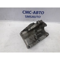 Кронштейн кондиционера Audi A8 D2 -2002 077260885G