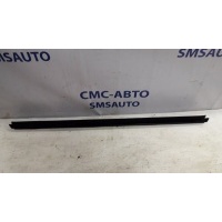 Уплотнитель стекла Volvo XC60 ХС60 2009-2013 30762373