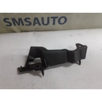 Кронштейн крыла Audi A4 8K 8K0807284