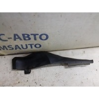 Уплотнитель капота Volvo XC60 ХС60 31297704