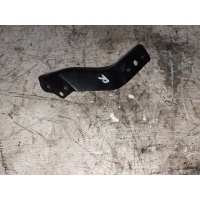 Кронштейн бампера Mercedes C-Class W204 A2046200285