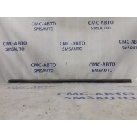 Уплотнитель стекла Volvo C30 С30 2010-2012 31218373