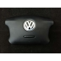 Подушка безопасности водителя Volkswagen Passat B5 2003 3B0880201M