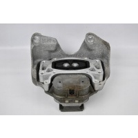 Лапа подушка кпп audi r8 420399419d