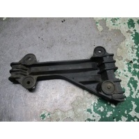 Кронштейн крепления бампера Audi A6 1997 4a0807284a