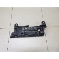 Направляющая заднего бампера левая VAG Caddy III (2004 - 2015) 2K0807393
