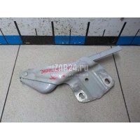 Петля капота правая VAG Jetta (2011 - ) 5C6823302