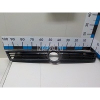 Решетка радиатора VAG Jetta (2011 - ) 5C6853651QWA