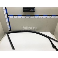 Направляющая стекла двери VAG Golf V (2003 - 2009) 1k3837432d5ap
