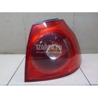 Фонарь задний наружный правый VAG Golf V (2003 - 2009) 1K6945096AA