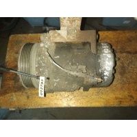 Кронштейн Renault Laguna 1 1998 7700872046