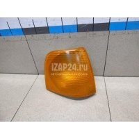 Указатель поворота правый желтый VAG 100/200 [44] (1983 - 1991) 443953050E