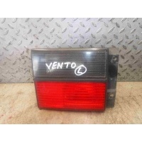 Фонарь задний внутренний VW Vento 1991 1H5945107B