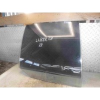 Стекло двери Mitsubishi Lancer CB 1992 MR743117