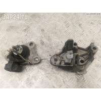 Кронштейн двигателя опорный Renault Scenic I (1996-2003) 2003 8200058060
