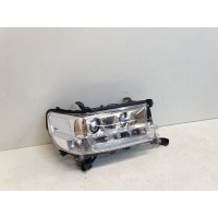 фара Toyota Land Cruiser 200 2016- 8110560K10