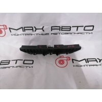 Кронштейн опора крышки багажника Volkswagen Touareg 7L6, 7L7, 7LA 2003 (2002-2010) 7L0864225, <strong>-Б/У Детали сняты с АВТОМОБИЛЯ</strong>