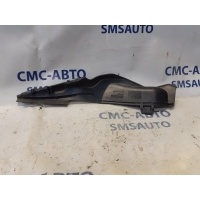 Уплотнитель капота Volvo XC60 31297704