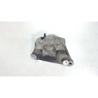 Кронштейн (лапа крепления), Двигателя левая=правая Chrysler Voyager 2001-2007 2006 04861659AA