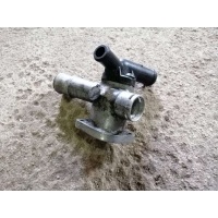 Фланец (тройник) системы охлаждения Volkswagen Bora 2002 038121133J