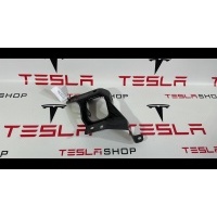 крепление фары правой Tesla Model 3 2021 1086016-S0-A