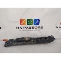 кронштейн подрамника TOYOTA AVENSIS T270 2010 51107-05020