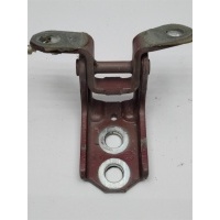Петля двери передней правой верхняя nissan Juke (YF15) 2011-2020 824211KA0A