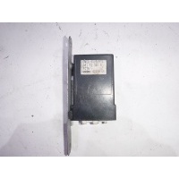 Блок управления Mazda MPV 2 LW 1999-2006 L08173345B