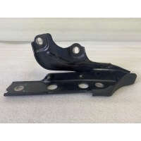 петля капота левая Audi RS 6 C7 2014 4G8823301D