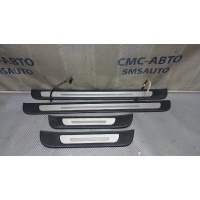 Внутренняя накладка порога Audi A7 4G8947405C