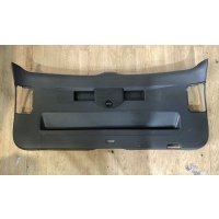 Обшивка крышки багажника Volkswagen Touareg (NF) II (2010–2014) 2011 7P68676013G4
