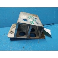 кронштейн усилителя бампера Toyota RAV4 XA30 2006-2013 5832342010