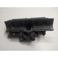 Ручка крышки (двери) багажника Audi A4 B5 (1994-2001) 1997 8D9827565A