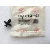 oem 90668 - sc5 - 003 крепеж дюбель tapicerska honda