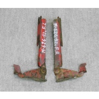 Петля капота правая mazda 626 GA7B52410