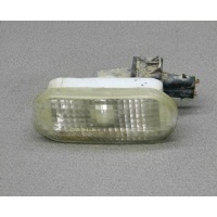 Поворотник в крыло белый chery amulet a15 2003 A11-3731010AB