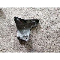 Кронштейн компрессора кондиционера Audi A4 B7 (S4,RS4) 2003 06C260835B