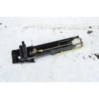 Домкрат Volkswagen Polo 4 2001 6N0011031A