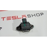 Датчик ускорения Tesla Model S 2012 6006369-00-A
