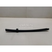 Направляющая стекла двери Nissan Almera N16 (2000 - 2006) 82223-9m700