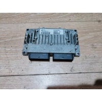Блок управления двигателем Renault Scenic II 2008 8200623620