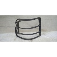 Декоративная решетка на фонарь Land Rover Range Rover Sport 1 L320 2005-2013 VUB503380
