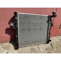 радиатор охлаждения JEEP GRAND CHEROKEE (WJ) 1999-2003 JEEP GRAND CHEROKEE (WJ) 1999-2003 1999 52079425AB, Совместимые OEM номера 301010,301010P,52079425AB,52079425AC,52079425AD,52079425AE,61010,JP0