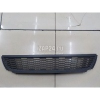 Решетка в бампер центральная VAG Polo (HB) (2009 - ) 6R0853677A9B9