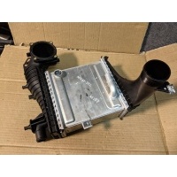 интеркулер левый Mercedes-Benz C-Класс 2017 A1770901901,1770901901