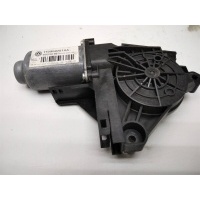 Моторчик стеклоподъемника двери передней левой skoda Octavia (A5 1Z-) 2004-2013 1T0959701AA