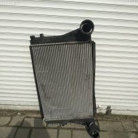 Радиатор интеркулера Volkswagen Touran 2003 1K0145803S