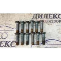 болт крепления ступицы Audi wht000237