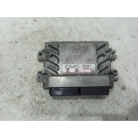 Блок управления двигателем Renault Logan 1 LS 2004-2016 8201056019
