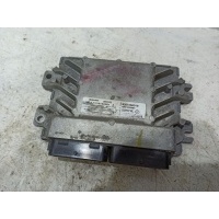 Блок управления двигателем Renault Logan 1 LS 2004-2016 8201056019